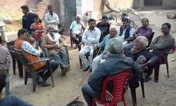 कानपुर देहात के कस्बा रूरा के पास सरवा गाँव मे मासूम बेटी की बेहद दुखद मौत पर नीरज सिंह गौर पीड़ित परिवार के घर पहुँच संवेदना व्यक्त की और अंतिम संस्कार में मौजूद रहे कानपुर देहात के कस्बा रूरा के पास सरवा गाँव मे मासूम बेटी की बेहद दुखद मौत पर नीरज सिंह गौर पीड़ित परिवार के घर पहुँच संवेदना व्यक्त की और अंतिम संस्कार में मौजूद रहे