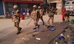 सीएए और एनआरसी के विरोध में कुंडा में बवाल, प्रदर्शनकारियों ने पुलिस पर किया हमला, दो सिपाही घायल