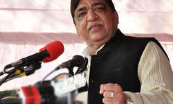 मैं कार्यकर्ताओं का भगवान, उनका कोई बाल बांका नहीं कर सकता मैं कार्यकर्ताओं का भगवान, उनका कोई बाल बांका नहीं कर सकता