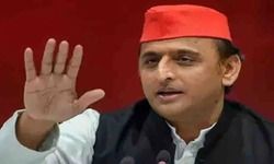 अखिलेश के अकेले लडने के एलान के बाद ट्विटर पर #अखिलेश_चाहिए_दोबारा कर रहा ट्रेन्ड