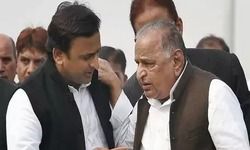 मुलायम और अखिलेश के बयानों की फर्जी कटिंग FB पर डालने पर दर्ज हुई FIR