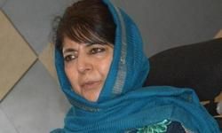 महबूबा का देश विरोधी बयान, PM की टिप्पणी पर बोलीं- पाकिस्तान ने ईद के लिए नहीं रखे हैं परमाणु बम