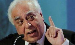 नेता का किरदार, एडवोकेट गज़ब नेता का किरदार, एडवोकेट गज़ब