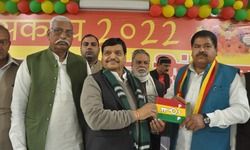 पूर्व मंत्री चौधरी जगवीर ने शिवपाल यादव के नेतृत्व में आस्था जताते हुए थामा प्रसपा का दामन पूर्व मंत्री चौधरी जगवीर ने शिवपाल यादव के नेतृत्व में आस्था जताते हुए थामा प्रसपा का दामन