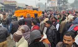 पूर्व मंत्री ललई यादव की बडी माता पंचतत्व में विलीन, नम आंखों से लोगों ने दी श्रद्धांजलि