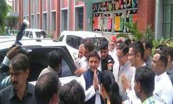 सीएम योगी आदित्यनाथ नोएडा न जाते तो यूपी में चार चुनाव न हारते : अखिलेश यादव सीएम योगी आदित्यनाथ नोएडा न जाते तो यूपी में चार चुनाव न हारते : अखिलेश यादव