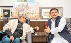 पूर्व मुख्यमंत्री अखिलेश यादव ने नीरज के निधन पर शोक व्यक्त किया पूर्व मुख्यमंत्री अखिलेश यादव ने नीरज के निधन पर शोक व्यक्त किया