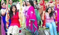 कजली तीज: सुंदर वर पाने के लिए आज कुंवारी युवतियां रखेंगी व्रत, जानें इसका महत्व और पूजन विधि