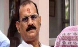 भदोही: ज्ञानपुर विधायक विजय मिश्रा बोले - NH पर टोल टैक्स फ्री करे सरकार,  जनता का करोड़ों रूपए होते हैं टोल पर खर्च, निषाद पार्टी के राष्ट्रीय महासचिव हैं विजय।