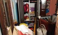 काशी विश्वनाथ मंदिर के महंत कुलपति तिवारी के मकान का ताला तोड़ लाखों के चोरी