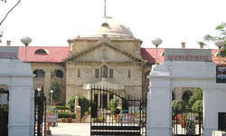 उन्नाव रेप मामले में इलाहाबाद हाई कोर्ट में बहस पूरी, हाईकोर्ट ने फैसला किया सुरक्षित, कल दिन में दो बजे फैसला सुनायेगी कोर्ट।