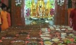 गुजरात के रणछोड़राय मंदिर में अन्नकूट कार्यक्रम के दौरान हुई भगदड़..