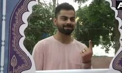 दिल्ली में विराट कोहली ने डाला वोट