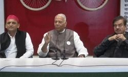 नागरिकता कानून पर गृहमंत्री अमित शाह की भाषा अलोकतांत्रिक