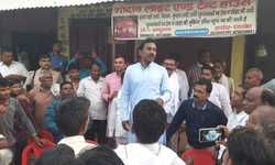 बूथ के कार्यकर्ताओ को इस चुनाव मे महत्वपूर्ण जिम्मेदारी निभानी है : सी0एल0 वर्मा