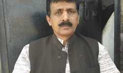 मजदूरों –कामगारों का मनोविज्ञान समझने में योगी – मोदी रहे नाकाम – प्रोफेसर डॉ योगेन्द्र यादव