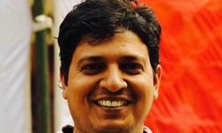 ढिशुम  : धनंजय तिवारी