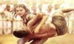 सुल्तान में अनुष्का से लड़ा असली पहलवान आया सामने, बताया फाइट का सच सुल्तान में अनुष्का से लड़ा असली पहलवान आया सामने, बताया फाइट का सच