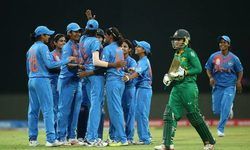 महिला ए‍शिया कप टी-20 फाइनल: भारत ने पाकिस्‍तान को 17 रन से दी मात, जीता खिताब