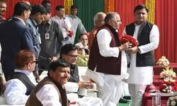 рдлрд┐рд░ рдореБрд▓рд╛рдпрдо-рд╢рд┐рд╡рдкрд╛рд▓ рдХреЗ рдЪрд╣реЗрддреЛрдВ рдХреА рд╣реБрдИ рдмрд▓реНтАНрд▓реЗ-рдмрд▓реНтАНрд▓реЗ рдлрд┐рд░ рдореБрд▓рд╛рдпрдо-рд╢рд┐рд╡рдкрд╛рд▓ рдХреЗ рдЪрд╣реЗрддреЛрдВ рдХреА рд╣реБрдИ рдмрд▓реНтАНрд▓реЗ-рдмрд▓реНтАНрд▓реЗ