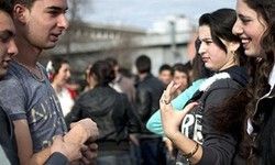 यहां सरेआम लगती हैं लड़कियों की बोली यहां सरेआम लगती हैं लड़कियों की बोली