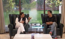 सीएम से मिलने पहुंचे अक्षय सीएम से मिलने पहुंचे अक्षय