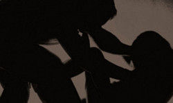 कालकाजी में 10वीं की छात्रा का दो दिन तक हुआ गैंग रेप कालकाजी में 10वीं की छात्रा का दो दिन तक हुआ गैंग रेप