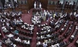 उत्तर प्रदेश से भेदभाव को लेकर सपा ने किया हंगामा, राज्यसभा स्थगित उत्तर प्रदेश से भेदभाव को लेकर सपा ने किया हंगामा, राज्यसभा स्थगित