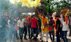 рдбреАрдпреВ рдЫрд╛рддреНрд░ рд╕рдВрдШ рдЪреБрдирд╛рд╡ рдореЗрдВ рдлрд┐рд░ рд▓рд╣рд░рд╛рдпрд╛ ABVP рдХрд╛ рдкрд░рдЪрдо, рддреАрди рдкрджреЛрдВ рдкрд░ рдХрдмреНрдЬрд╛ рдбреАрдпреВ рдЫрд╛рддреНрд░ рд╕рдВрдШ рдЪреБрдирд╛рд╡ рдореЗрдВ рдлрд┐рд░ рд▓рд╣рд░рд╛рдпрд╛ ABVP рдХрд╛ рдкрд░рдЪрдо, рддреАрди рдкрджреЛрдВ рдкрд░ рдХрдмреНрдЬрд╛