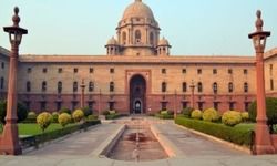 PMO के अधिकारियों की सैलरी का खुलासा, खुल्बे PM मोदी के सबसे महंगे सचिव PMO के अधिकारियों की सैलरी का खुलासा, खुल्बे PM मोदी के सबसे महंगे सचिव