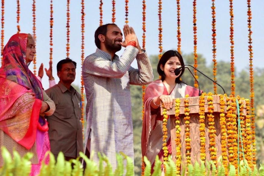 कसाब, डिंपल यादव ने निकाला ये मतलब