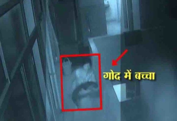 खुद का बेटा नहीं था तो 18 दिन के मासूम को चाची ने अस्पताल की छत से फेंका! खुद का बेटा नहीं था तो 18 दिन के मासूम को चाची ने अस्पताल की छत से फेंका!