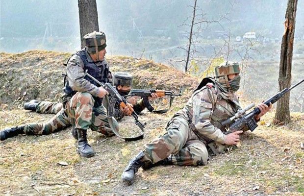 बारामूला में आर्मी कैंप पर आत्मघाती हमला, BSF का जवान शहीद; दो आतंकी ढेर बारामूला में आर्मी कैंप पर आत्मघाती हमला, BSF का जवान शहीद; दो आतंकी ढेर