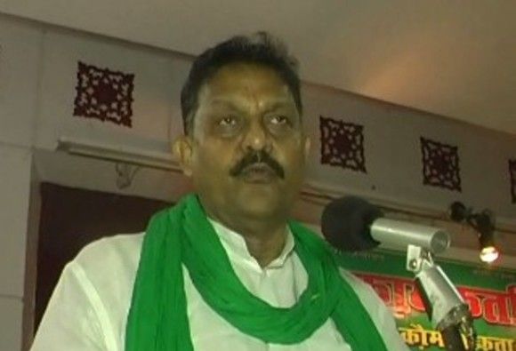 समाजवादी पार्टी का नया सिपाही हूं मैं समाजवादी पार्टी का नया सिपाही हूं मैं