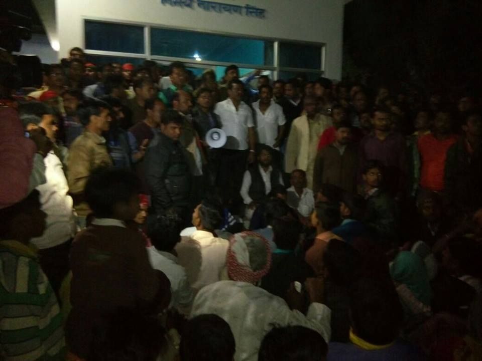 बृजकिशोर सिंह डिम्पल पर भाजपाईयों के द्वारा हमला करने का मामला बृजकिशोर सिंह डिम्पल पर भाजपाईयों के द्वारा हमला करने का मामला