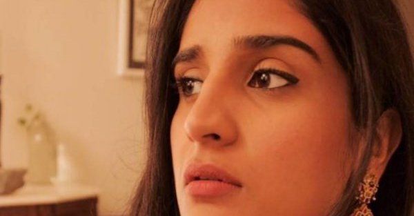 भारत-पाक रिश्तों पर पाकिस्तानी लड़की की फेसबुक पोस्ट वायरल, एक बार पढ़िए भारत-पाक रिश्तों पर पाकिस्तानी लड़की की फेसबुक पोस्ट वायरल, एक बार पढ़िए