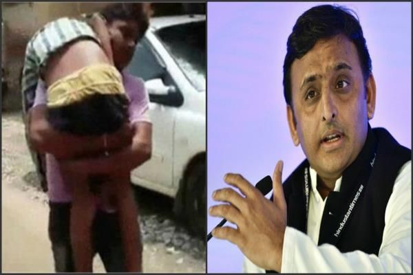बच्चे की मौत मामला: कानपुर मेडिकल कालेज के प्रेसिडेंट को सीएम अखिलेश ने किया निलंबित बच्चे की मौत मामला: कानपुर मेडिकल कालेज के प्रेसिडेंट को सीएम अखिलेश ने किया निलंबित
