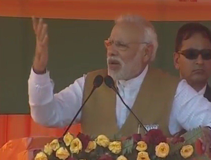 मोदी बोले- तीसरा चरण भी पूरा नहीं हुआ और अखिलेश का हौसला पस्त मोदी बोले- तीसरा चरण भी पूरा नहीं हुआ और अखिलेश का हौसला पस्त