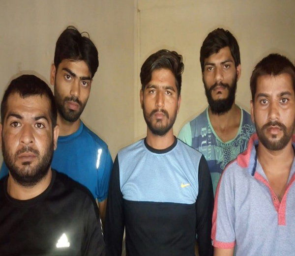 सुंदर भाटी गैंग के 5 शार्प शूटर अरेस्ट, सपा कैंडिडेट के मर्डर का बना रहे थे प्लान सुंदर भाटी गैंग के 5 शार्प शूटर अरेस्ट, सपा कैंडिडेट के मर्डर का बना रहे थे प्लान