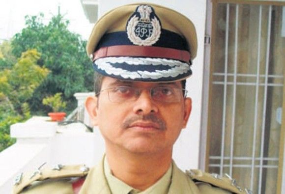 IPS अमिताभ ठाकुर केस में यूपी सरकार को झटका IPS अमिताभ ठाकुर केस में यूपी सरकार को झटका