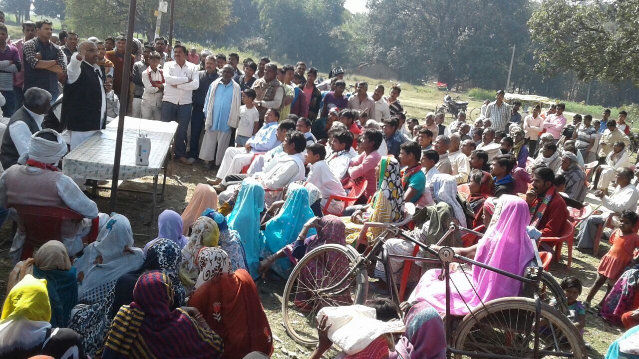 शैलेन्द्र यादव ललई ने किया नुक्कड़सभा शैलेन्द्र यादव ललई ने किया नुक्कड़सभा
