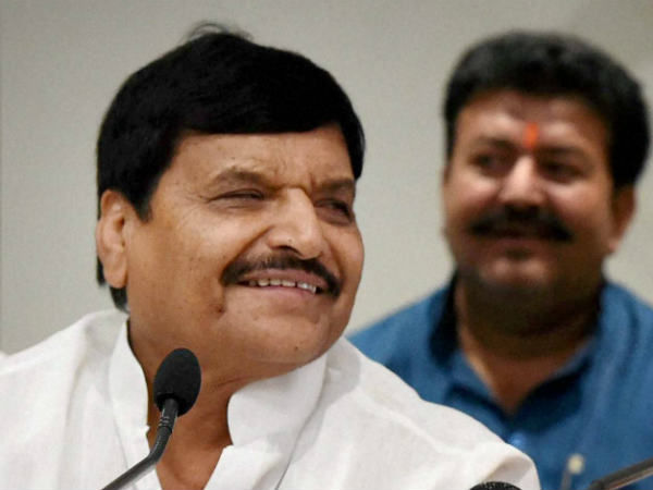 बाढ़ पर सियासत: शिवपाल यादव बोले, पूर्वांचल में बाढ़ के प्रति गंभीर नहीं केंद्र बाढ़ पर सियासत: शिवपाल यादव बोले, पूर्वांचल में बाढ़ के प्रति गंभीर नहीं केंद्र
