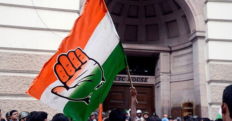 महावीर पाठक ने कांग्रेस छोड़ अमित शाह का हाथ पकड़ा महावीर पाठक ने कांग्रेस छोड़ अमित शाह का हाथ पकड़ा