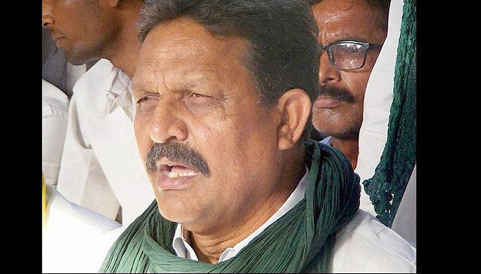 बकरीद के बाद कौमी एकता दल और सपा के बीच गठबंधन की प्रबल सम्भावना बकरीद के बाद कौमी एकता दल और सपा के बीच गठबंधन की प्रबल सम्भावना