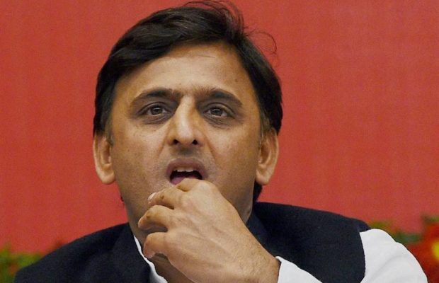 नेताजी की राह पर चले अखिलेश, किसी भी महिला को नहीं किया निराश नेताजी की राह पर चले अखिलेश, किसी भी महिला को नहीं किया निराश