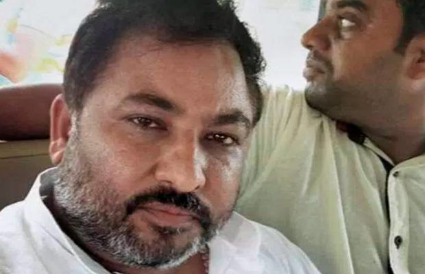 दयाशंकर सिंह की होगी घर वापसी, पत्नी स्वाति सिंह को BJP की महिला विंग में मिल सकती है अहम जिम्मेदारी दयाशंकर सिंह की होगी घर वापसी, पत्नी स्वाति सिंह को BJP की महिला विंग में मिल सकती है अहम जिम्मेदारी