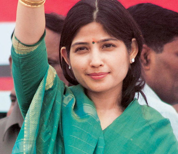 काले धन का आज तक नरेंद्र मोदी ने हिसाब नहीं दिया – डिम्पल यादव काले धन का आज तक नरेंद्र मोदी ने हिसाब नहीं दिया – डिम्पल यादव