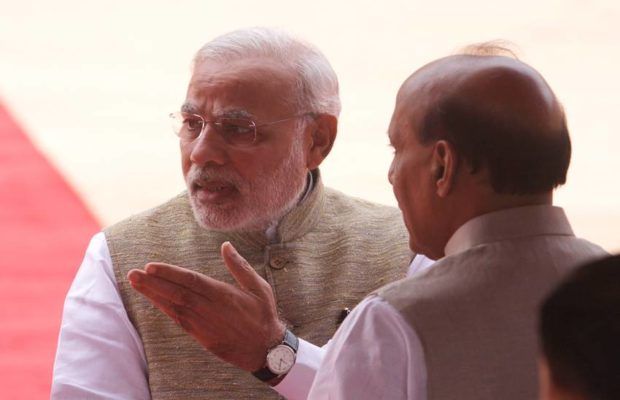 मंत्रियों को चेतावनी- सर्जिकल स्ट्राइक पर अपना सीना ठोकने से बाज आएं मंत्रियों को चेतावनी- सर्जिकल स्ट्राइक पर अपना सीना ठोकने से बाज आएं