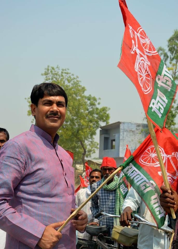 जीना यहां, मरना यहां इसके सिवा .. जीना यहां, मरना यहां इसके सिवा ..