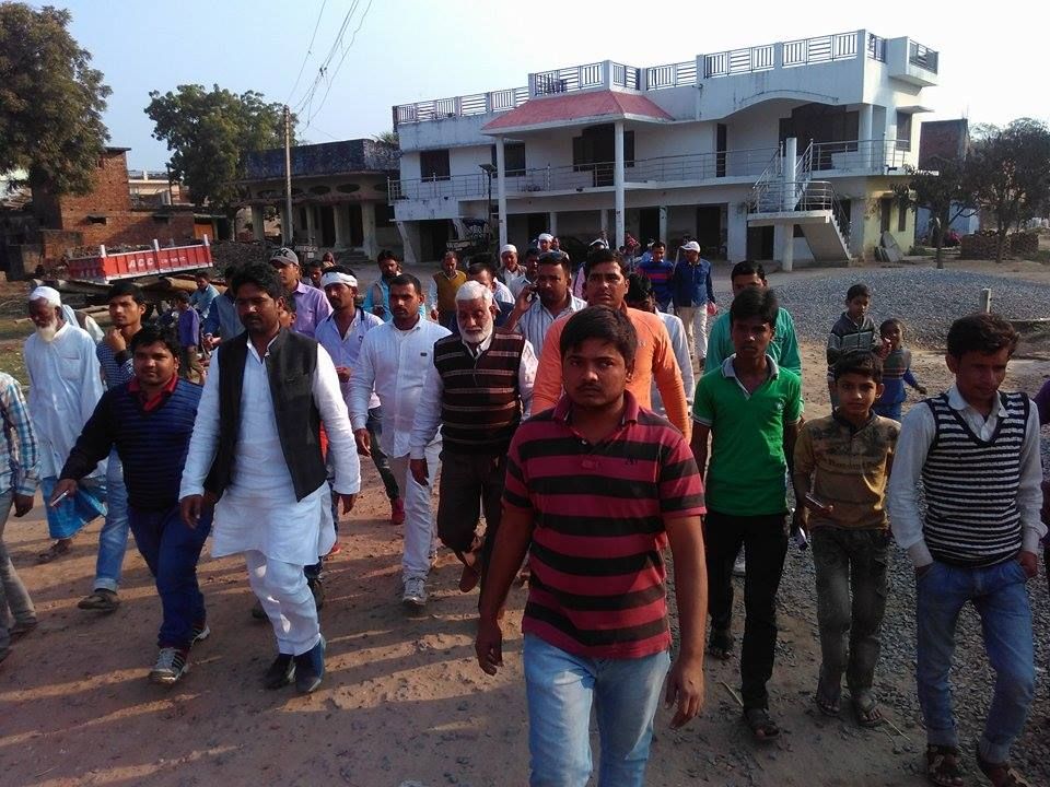 महेन्द्र नाथ यादव के जनसम्पर्क अभियान से जनता का भारी समर्थन मिला महेन्द्र नाथ यादव के जनसम्पर्क अभियान से जनता का भारी समर्थन मिला